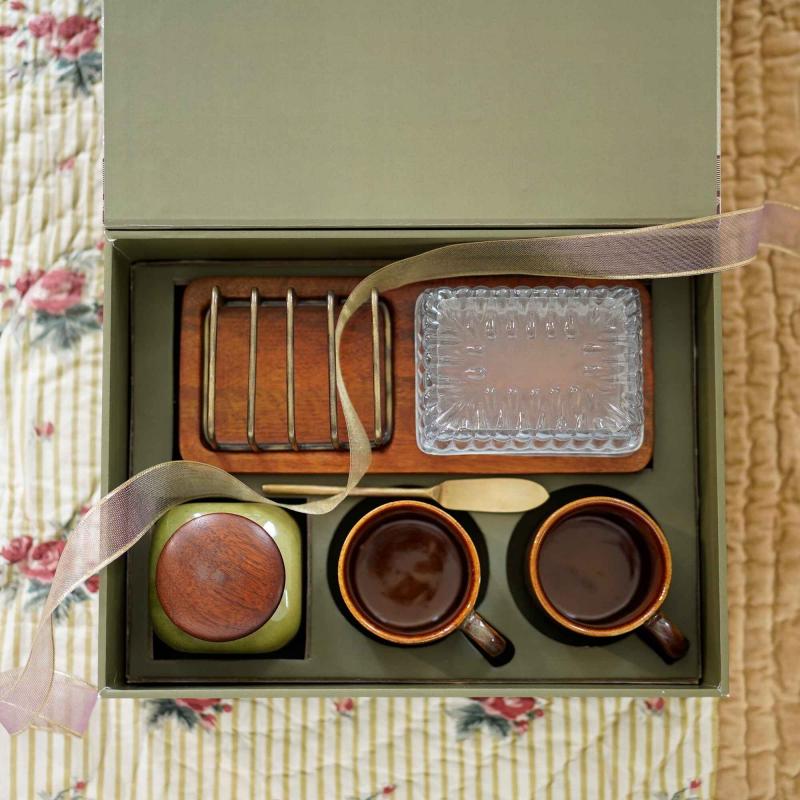 BHOR - BREAKFAST HAMPER BOX