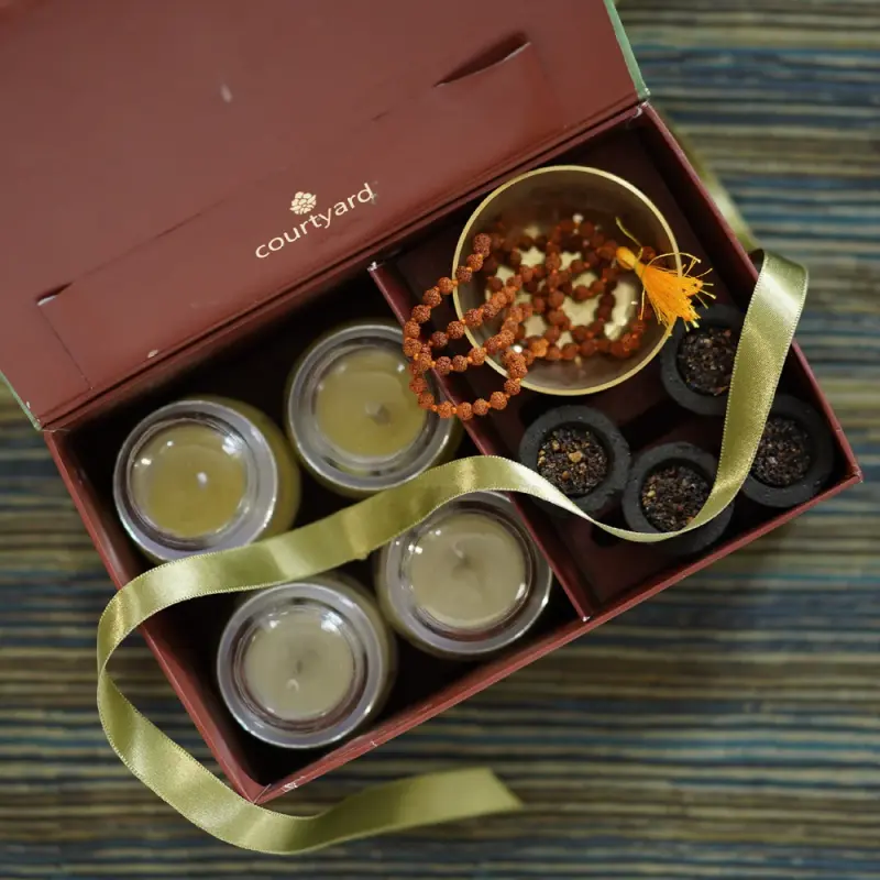 EKAKI- MEDITATION HAMPER BOX