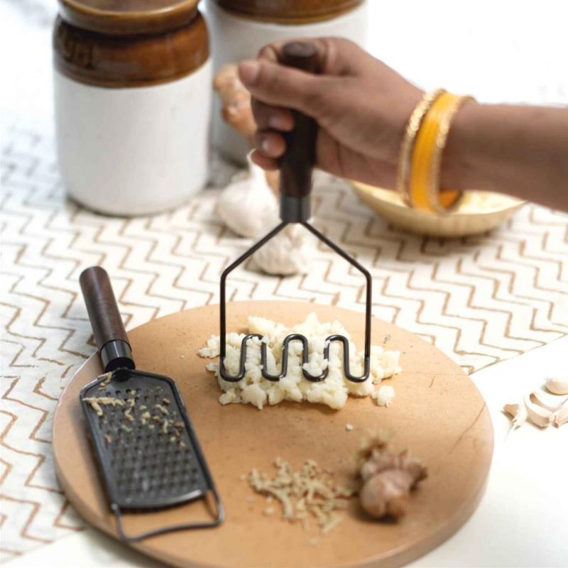 BARMER GRATER AND MASHER-1