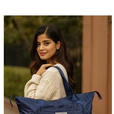 Large Travel Bag for Women – Foldable, Lightweight, Waterproof Duffel with Shoulder Strap