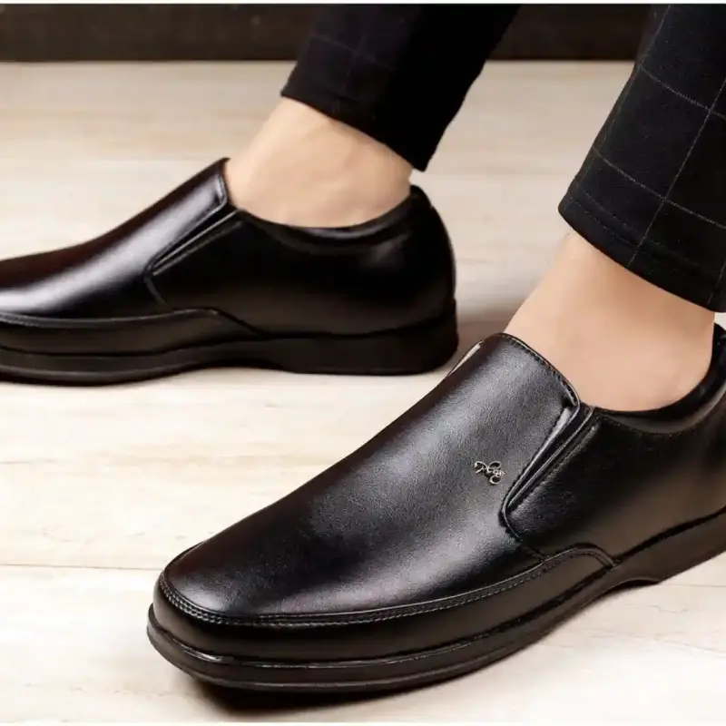 WUGO::Latest Trendy Men Formal Shoes|Black Moccasin Shoes|Office Shoes For Men's & Boys- Size 40 MOCCASIN05-BLK