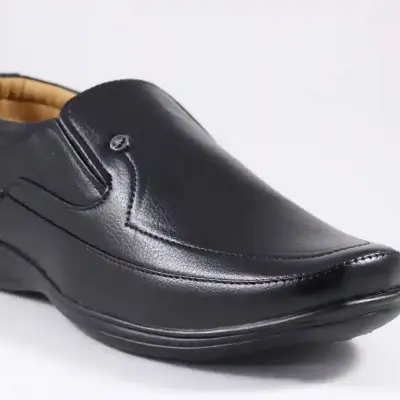 WUGO::Latest Trendy Men Formal Shoes|Black Moccasin Shoes|Office Shoes For Men's & Boys- Size 40 MOCCASIN04-BLK
