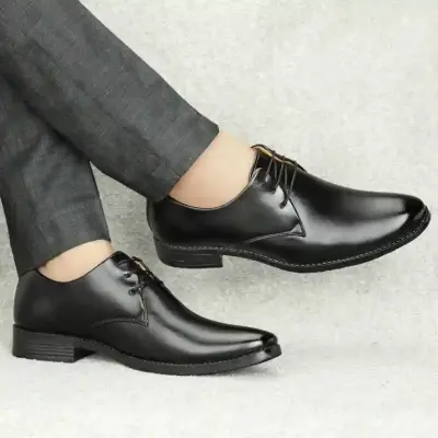 WUGO::Latest Trendy Men Formal Shoes |Black Derby Shoes| Office Shoes For Men's & Boys - Black Size 44  LACE02