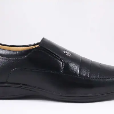 WUGO::Latest Trendy Men Formal Shoes|Black Moccasin Shoes|Office Shoes For Men's & Boys- Size 40 MOCCASIN02-BLK