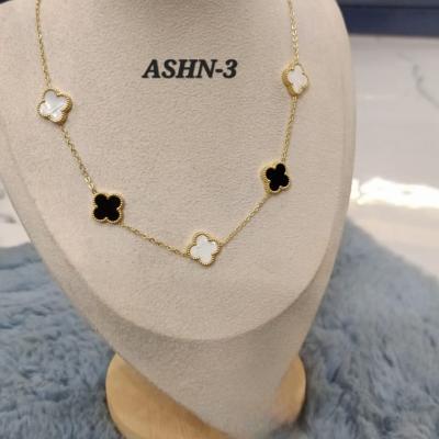 Clover Necklace