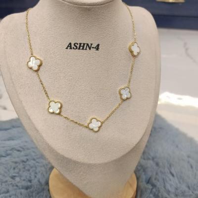 Clover Necklace