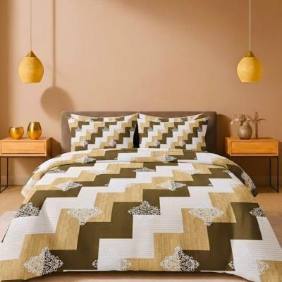Hariyana Cotton  Multi color Double Bed Sheet with 2 Pillow Covers -  781  gold